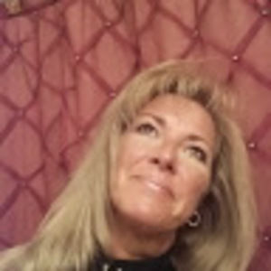 Meet your Posher, Deborah horton